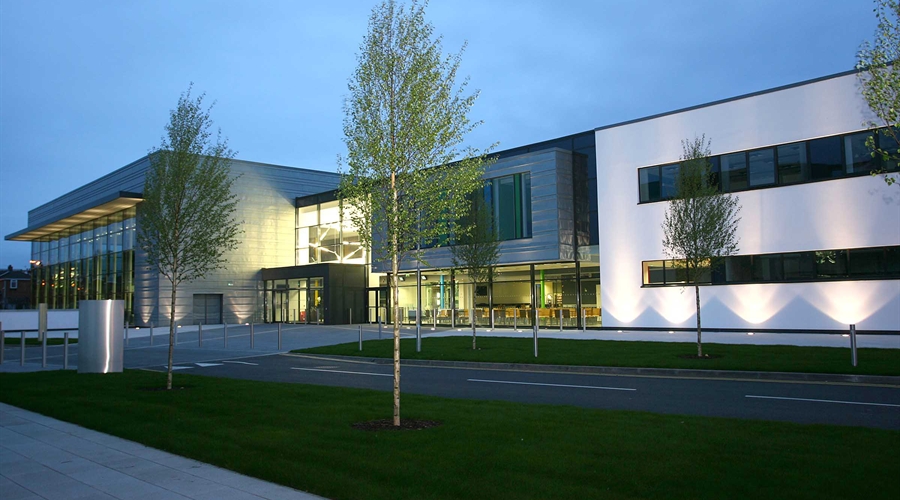 belfast metropolitan college e3 facility architect education bmc